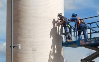 Como é feita a reforma e a recuperação de peças e equipamentos em PRFV?